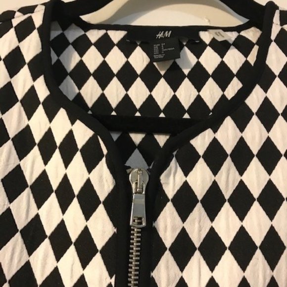 H&M  Black and White Jacquard Zipper Bomber Jacket in Kite Print - Picture 2 of 13
